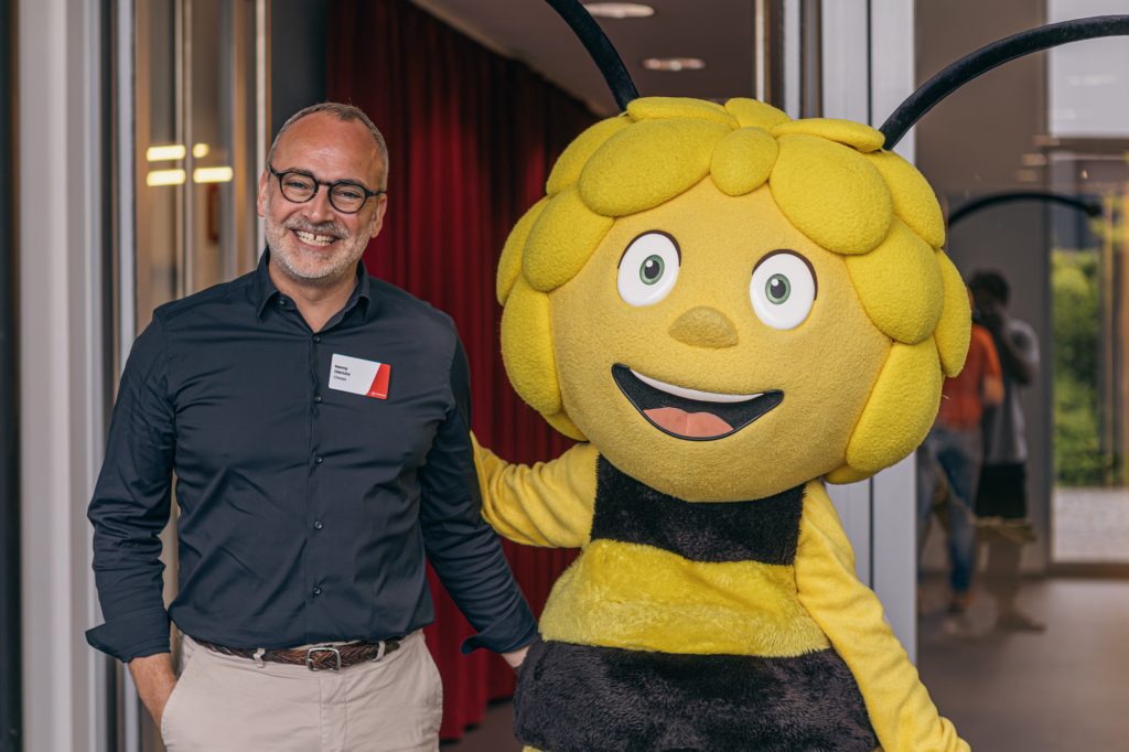 event studio 100-41
